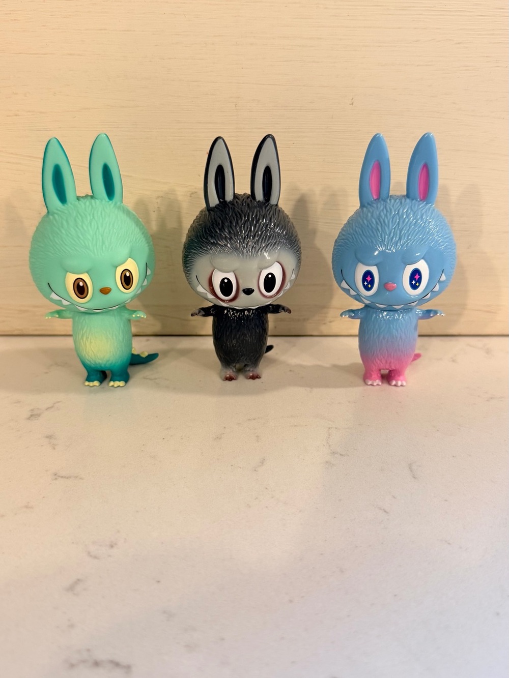 THE LITTLE MONSTERS MINI FIGURE COLLECTION 4